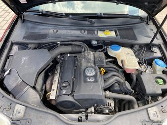 VW Passat combi 1.6i, 75 kW, 2004, klima, ALU R16, tažné - 19