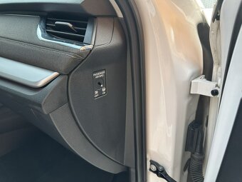 Škoda Octavia 2.0 TDi 110kW DSG - 19