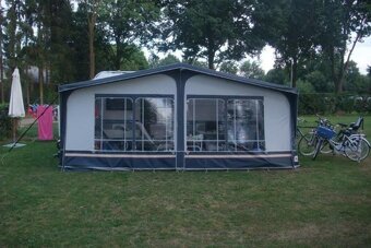 Prodám karavan Hobby 495 UL,r.v.2010 + mover + předstan. - 19