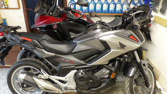 Honda vfr1200X  crosstourer - 19