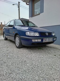 Volkswagen Passat B4/35i- 1.8 benzín CL 66KW - 19