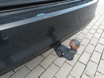 Volkswagen Golf 1,6 TDI,81KW,SERVIS,NAVI,TAŽNÉ - 19