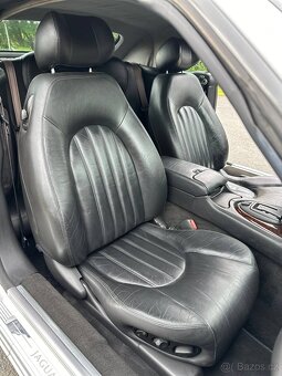 Jaguar XK8 2001 - 19