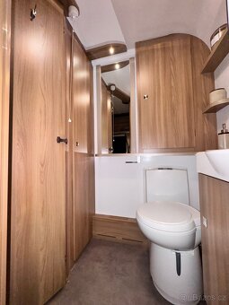 🔱 LUXUSNÍ ANGLICKÝ KARAVAN BAILEY UNICORN III MADRID  2016 - 19