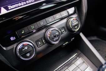 Škoda Octavia 2.0 TDI CR DPF RS DSG - 19