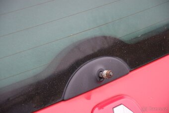 Renault Clio 1.2 16V (55 kW), r. v. 2002 – červená - 19