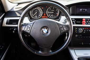 Na predaj BMW Rad 3 Touring 318d - 19