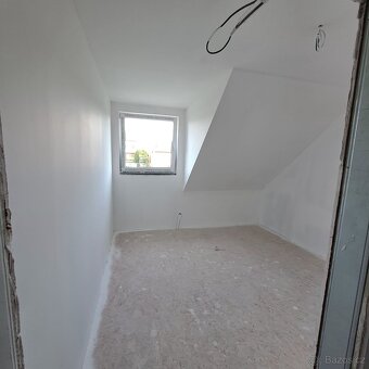 Prodej rodinného domu 135 m², pozemek 207 m² Nádražní, Uhers - 19