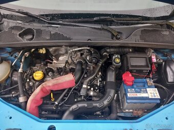 Dacia Lodgy 1.2TCe 1.MAJ. KLIMA NAVIGACE TAŽNÉ NOVÁ STK - 19