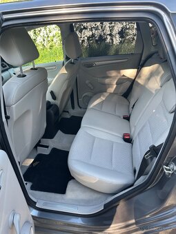 Mercedes-Benz A150, rok 2009, benzín, automat 1.5 benzín - 19