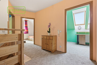 Rodinný dům s krásnou zahradou v klidné obci Mírová - 19