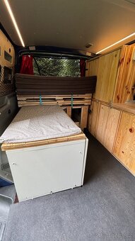 Volkswagen T5.1 Camper 2.0 TDI - 19