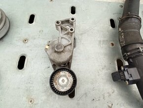 PŘÍSLUŠENSTVÍ MOTORU - VW / SEAT 1.9TDi - typ AUY - 19