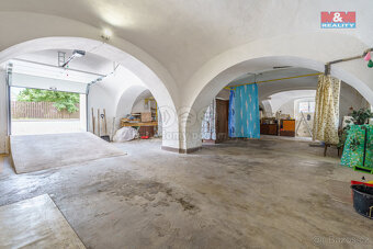 Prodej rodinného domu, 350 m², Postoloprty, ul. Wolkerova - 19