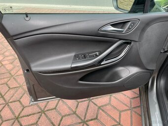 Opel Astra 1.5 Cdti 1.MAJIT ČR KAMERA NEHAVAR. DPH - 19