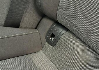 Volkswagen Golf TDI 81kW KLIMA +SADA KOL nafta manuál 81 kw - 19