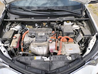 TOYOTA RAV4 2,5 HYBRID-AUTOMAT - 19