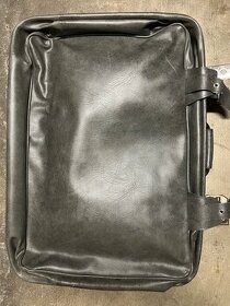 Šedý koženkový kufr retro - 1