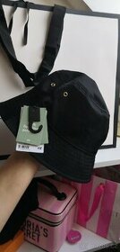 Černý klobouk H&M, vel. L, úplně nový - 1