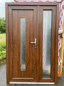 vchodové plastové dvoukřídlé dveře 130X200