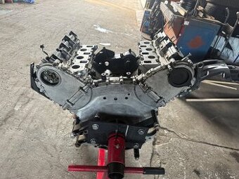 Motor 3.0 TDi 165 Kw bks  po částečné repasi
