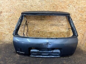 PÁTÉ DVEŘE KUFRU AUDI A6 C5 AVANT