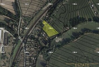 Prodej podílu 795 m2 na pozemcích v k.ú. Napajedla - 1