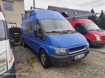 Ford Transit 2.4TDDi 66kW-6 míst