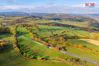 Prodej čtyř pozemků k bydlení, 4908 m², Milešov