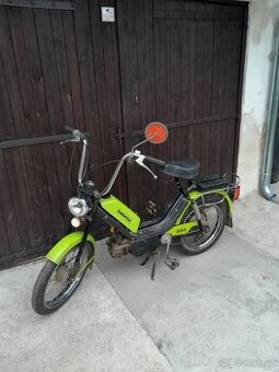 Traktor domácí výroby...
