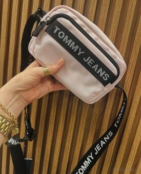Kabelka Tommy Hilfiger