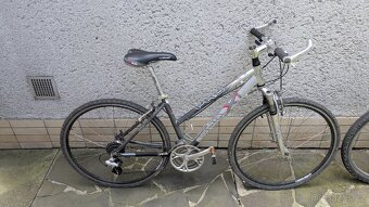 Dámské jízdní kolo 30", odpružená vidlice
