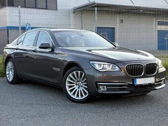 BMW 730d F01 190kW xDrive 2013 | DPH, ČR, headup, 360 kamera