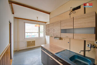 Prodej bytu 3+1, 74 m², Vsetín, ul. Ohrada