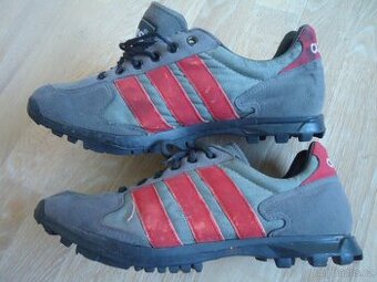 cyklotretry Adidas vel.38