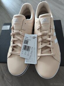 Boty Adidas 44 nové