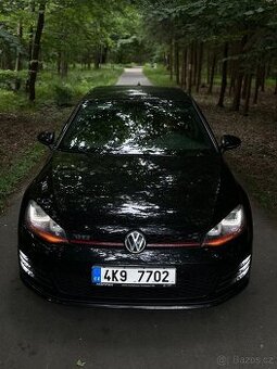 VW Golf VII GTI