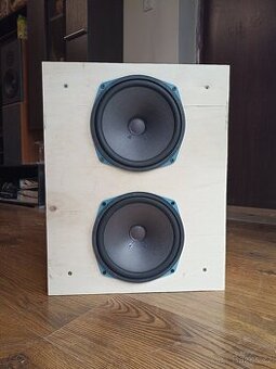 Reprobedna / subwoofer