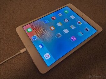 Apple iPad Mini 1.gen (model MD531SL/A) 16 GB bílý