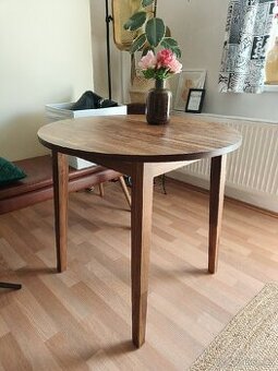 Masivní akaciový stůl Ikea 89 cm