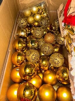 Mega velká sada vánočních ozdob zlaté barvy 115ks