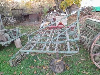 Kultivator,  sazeč brambor