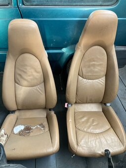 Porsche 911 997 přední sedačky, tapecírunky, volant