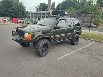 Jeep Grand Cherokee 5.2 - ZJ V8 - ZLEVNĚNO