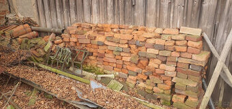 Starý stavební materiál