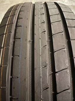 Letní Pneu Good Year 4x 235/45/20 dot24