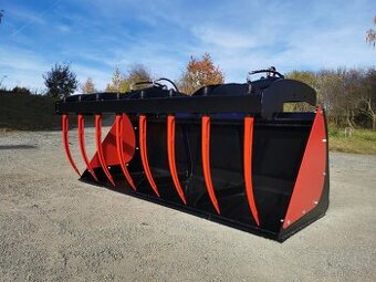 LOPATA S PŘIDRŽOVAČEM KROKODÝL,