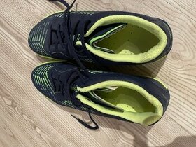 Prodám sálovou obuv Kipsta Imviso