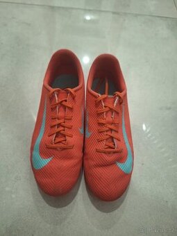 Dětské kopačky Nike 37,5