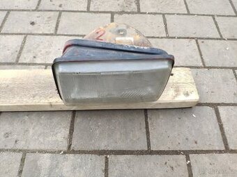 Přední světlo Škoda 120 L   (2/5)